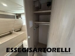CHAUSSON FLASH 634 2018 SEMINTEGRALE BASCULANTE 5 POSTI KM 18.415 UNIPROPRIETARIO 636 CM pieno