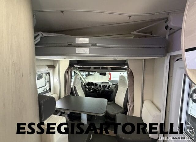 CHAUSSON FLASH 634 2018 SEMINTEGRALE BASCULANTE 5 POSTI KM 18.415 UNIPROPRIETARIO 636 CM pieno