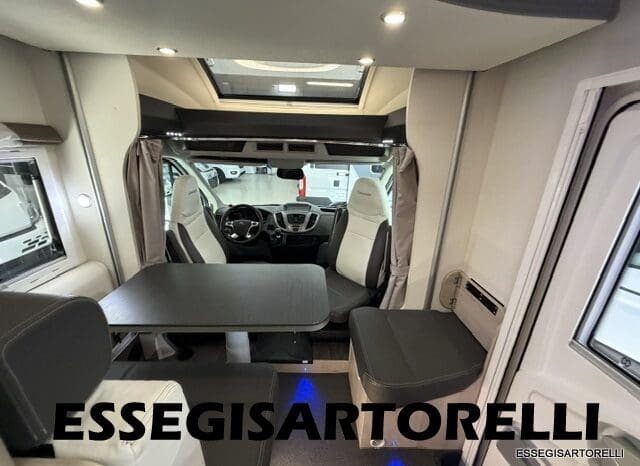 CHAUSSON FLASH 634 2018 SEMINTEGRALE BASCULANTE 5 POSTI KM 18.415 UNIPROPRIETARIO 636 CM pieno