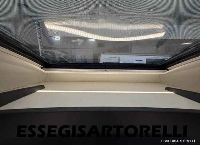 CHAUSSON FLASH 634 2018 SEMINTEGRALE BASCULANTE 5 POSTI KM 18.415 UNIPROPRIETARIO 636 CM pieno