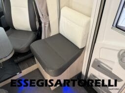 CHAUSSON FLASH 634 2018 SEMINTEGRALE BASCULANTE 5 POSTI KM 18.415 UNIPROPRIETARIO 636 CM pieno