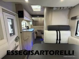 CHAUSSON FLASH 634 2018 SEMINTEGRALE BASCULANTE 5 POSTI KM 18.415 UNIPROPRIETARIO 636 CM pieno
