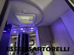CHAUSSON FLASH 634 2018 SEMINTEGRALE BASCULANTE 5 POSTI KM 18.415 UNIPROPRIETARIO 636 CM pieno