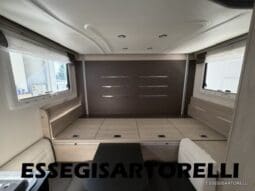 CHAUSSON FLASH 634 2018 SEMINTEGRALE BASCULANTE 5 POSTI KM 18.415 UNIPROPRIETARIO 636 CM pieno