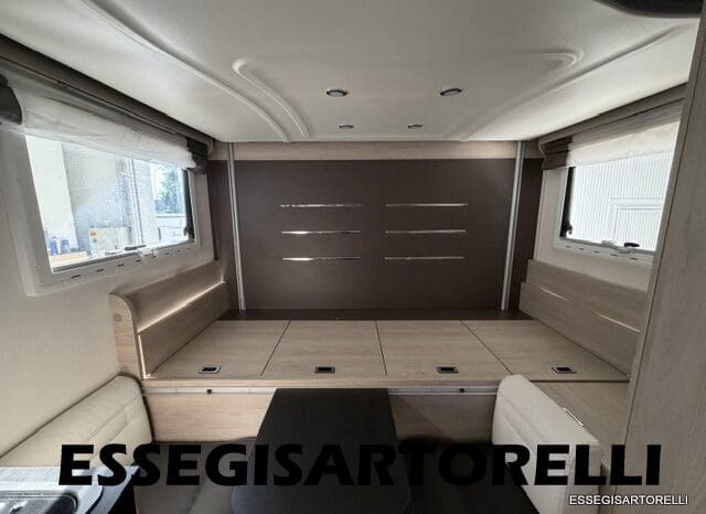 CHAUSSON FLASH 634 2018 SEMINTEGRALE BASCULANTE 5 POSTI KM 18.415 UNIPROPRIETARIO 636 CM pieno