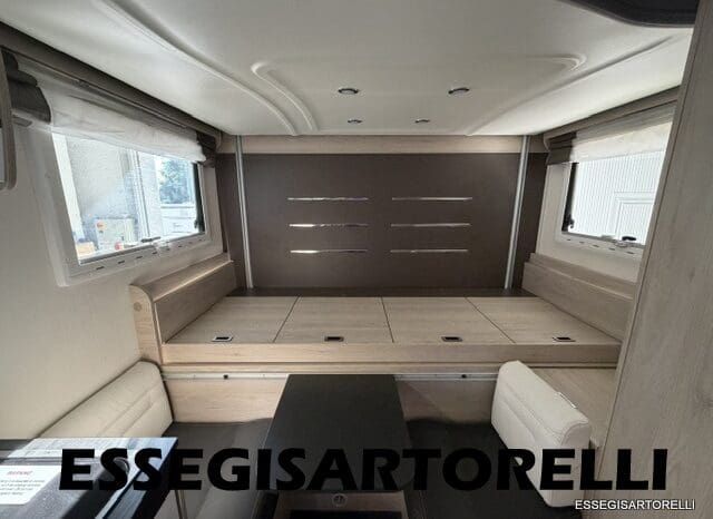CHAUSSON FLASH 634 2018 SEMINTEGRALE BASCULANTE 5 POSTI KM 18.415 UNIPROPRIETARIO 636 CM pieno