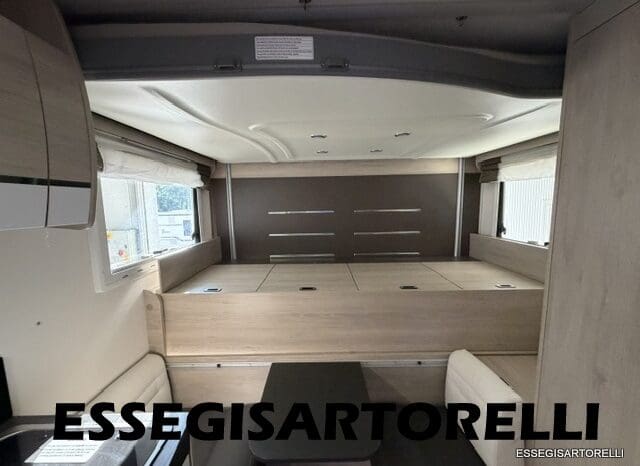 CHAUSSON FLASH 634 2018 SEMINTEGRALE BASCULANTE 5 POSTI KM 18.415 UNIPROPRIETARIO 636 CM pieno