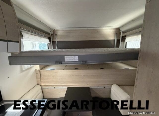 CHAUSSON FLASH 634 2018 SEMINTEGRALE BASCULANTE 5 POSTI KM 18.415 UNIPROPRIETARIO 636 CM pieno