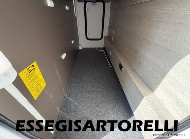 CHAUSSON FLASH 634 2018 SEMINTEGRALE BASCULANTE 5 POSTI KM 18.415 UNIPROPRIETARIO 636 CM pieno
