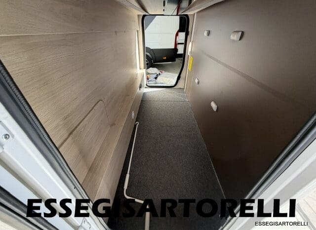 CHAUSSON FLASH 634 2018 SEMINTEGRALE BASCULANTE 5 POSTI KM 18.415 UNIPROPRIETARIO 636 CM pieno