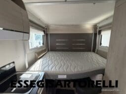 CHAUSSON FLASH 634 2018 SEMINTEGRALE BASCULANTE 5 POSTI KM 18.415 UNIPROPRIETARIO 636 CM pieno