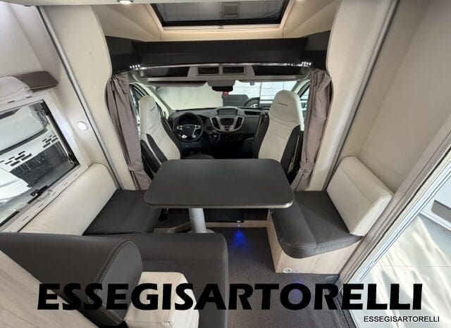 CHAUSSON FLASH 634 2018 SEMINTEGRALE BASCULANTE 5 POSTI KM 18.415 UNIPROPRIETARIO 636 CM pieno