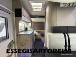 CHAUSSON FLASH 634 2018 SEMINTEGRALE BASCULANTE 5 POSTI KM 18.415 UNIPROPRIETARIO 636 CM pieno