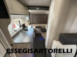 CHAUSSON FLASH 634 2018 SEMINTEGRALE BASCULANTE 5 POSTI KM 18.415 UNIPROPRIETARIO 636 CM pieno