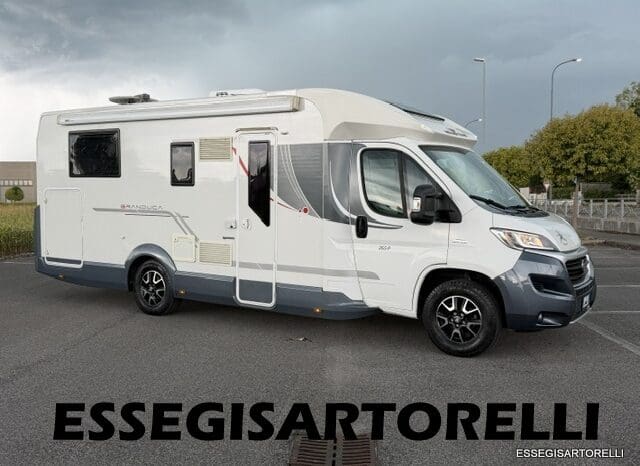 ROLLER TEAM GRANDUCA 265 P GARAGE 2015 FULL LETTO NAUTICO DOPPIO CLIMA pieno