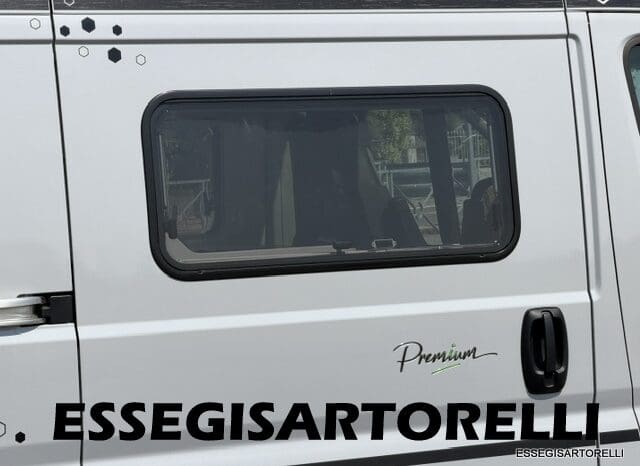 CHAUSSON ROADLINE PREMIUM V 690 VAN 636 UNIPROPRIETARIO 2021 KM 19.391 pieno
