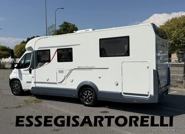 ROLLER TEAM GRANDUCA 265 P GARAGE 2015 FULL LETTO NAUTICO DOPPIO CLIMA pieno