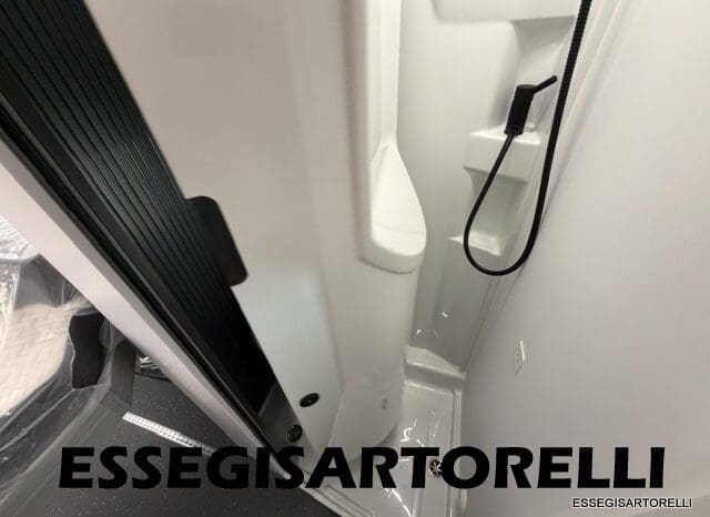 ADRIA NEW TWIN SUPREME EDITION 640 SGX AUTOMATICO 35 H 636 MY 26 pieno