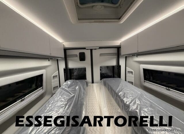ADRIA NEW TWIN SUPREME EDITION 640 SGX AUTOMATICO 35 H 636 MY 26 pieno