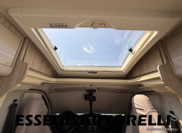 ROLLER TEAM GRANDUCA 265 P GARAGE 2015 FULL LETTO NAUTICO DOPPIO CLIMA pieno