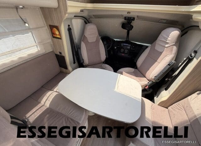 ROLLER TEAM GRANDUCA 265 P GARAGE 2015 FULL LETTO NAUTICO DOPPIO CLIMA pieno