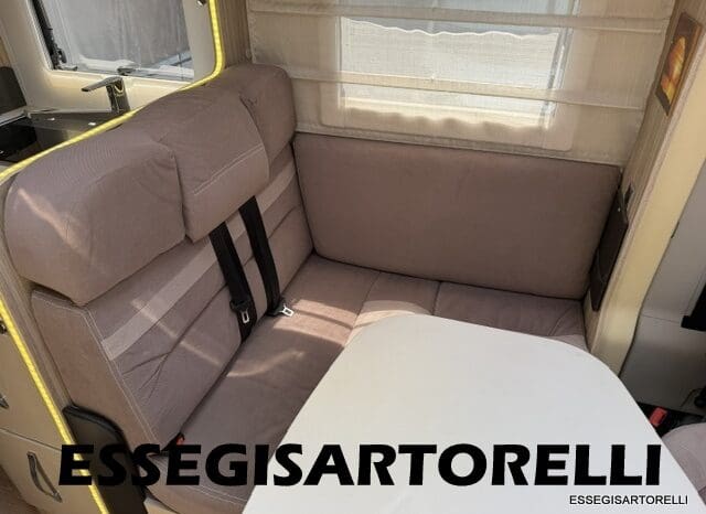 ROLLER TEAM GRANDUCA 265 P GARAGE 2015 FULL LETTO NAUTICO DOPPIO CLIMA pieno