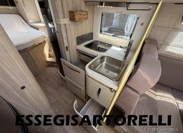 ROLLER TEAM GRANDUCA 265 P GARAGE 2015 FULL LETTO NAUTICO DOPPIO CLIMA pieno
