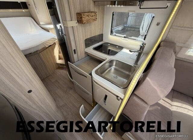 ROLLER TEAM GRANDUCA 265 P GARAGE 2015 FULL LETTO NAUTICO DOPPIO CLIMA pieno