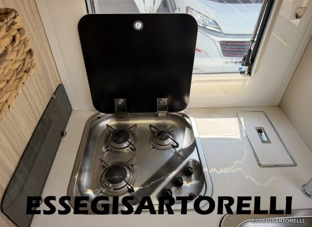 ROLLER TEAM GRANDUCA 265 P GARAGE 2015 FULL LETTO NAUTICO DOPPIO CLIMA pieno