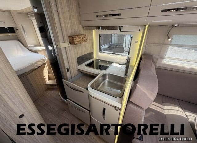 ROLLER TEAM GRANDUCA 265 P GARAGE 2015 FULL LETTO NAUTICO DOPPIO CLIMA pieno