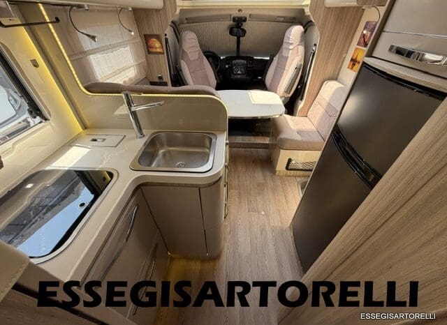 ROLLER TEAM GRANDUCA 265 P GARAGE 2015 FULL LETTO NAUTICO DOPPIO CLIMA pieno