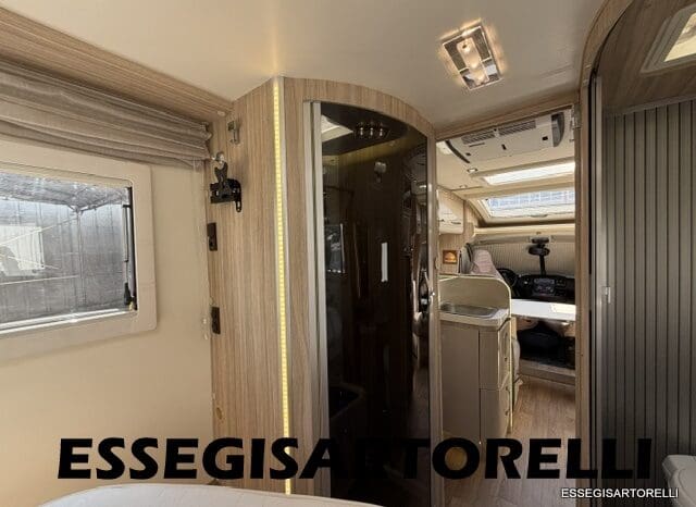 ROLLER TEAM GRANDUCA 265 P GARAGE 2015 FULL LETTO NAUTICO DOPPIO CLIMA pieno
