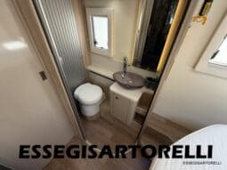 ROLLER TEAM GRANDUCA 265 P GARAGE 2015 FULL LETTO NAUTICO DOPPIO CLIMA pieno