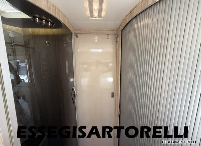 ROLLER TEAM GRANDUCA 265 P GARAGE 2015 FULL LETTO NAUTICO DOPPIO CLIMA pieno