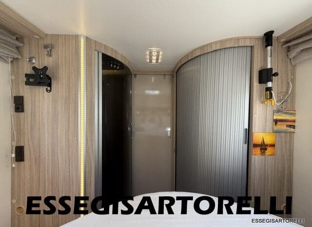 ROLLER TEAM GRANDUCA 265 P GARAGE 2015 FULL LETTO NAUTICO DOPPIO CLIMA pieno