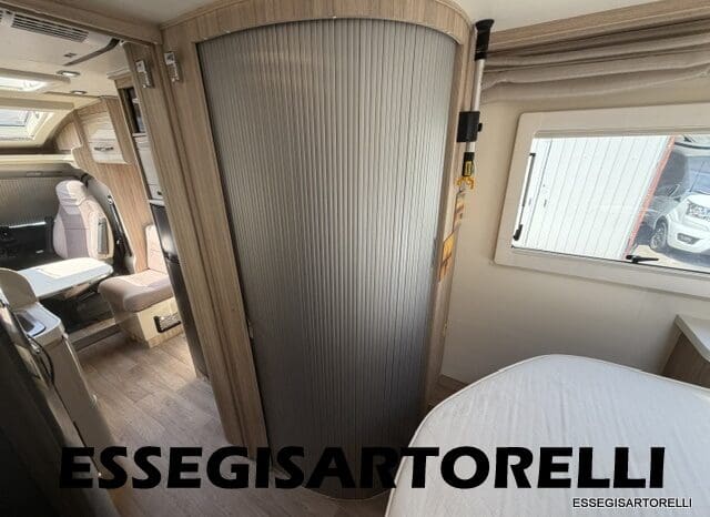 ROLLER TEAM GRANDUCA 265 P GARAGE 2015 FULL LETTO NAUTICO DOPPIO CLIMA pieno