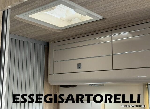 ROLLER TEAM GRANDUCA 265 P GARAGE 2015 FULL LETTO NAUTICO DOPPIO CLIMA pieno
