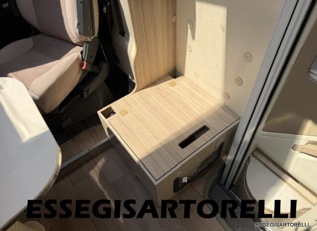 ROLLER TEAM GRANDUCA 265 P GARAGE 2015 FULL LETTO NAUTICO DOPPIO CLIMA pieno