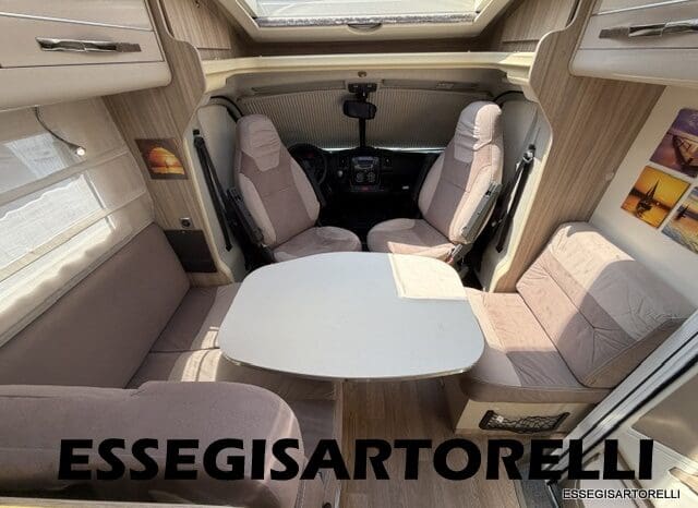 ROLLER TEAM GRANDUCA 265 P GARAGE 2015 FULL LETTO NAUTICO DOPPIO CLIMA pieno