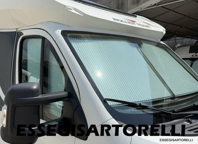 ROLLER TEAM GRANDUCA 265 P GARAGE 2015 FULL LETTO NAUTICO DOPPIO CLIMA pieno