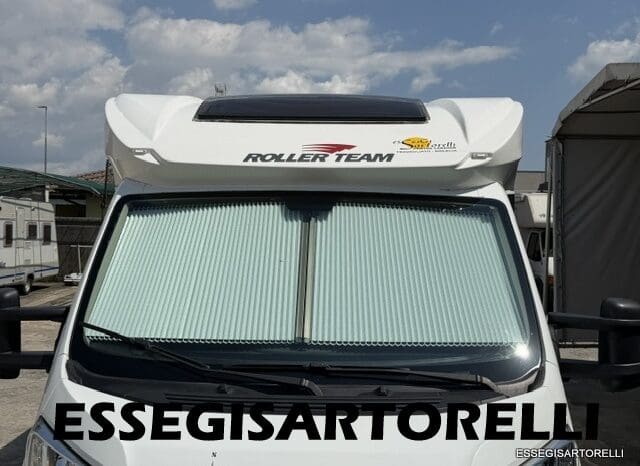ROLLER TEAM GRANDUCA 265 P GARAGE 2015 FULL LETTO NAUTICO DOPPIO CLIMA pieno