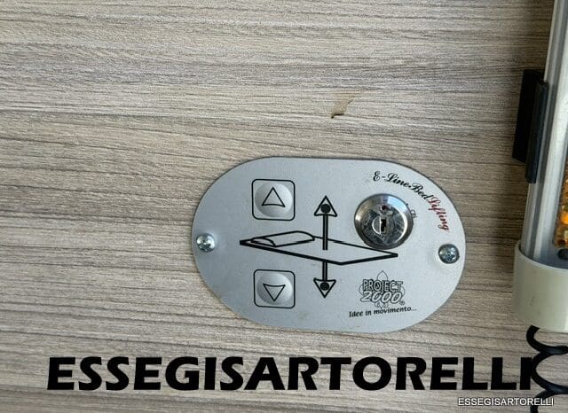 ROLLER TEAM GRANDUCA 265 P GARAGE 2015 FULL LETTO NAUTICO DOPPIO CLIMA pieno