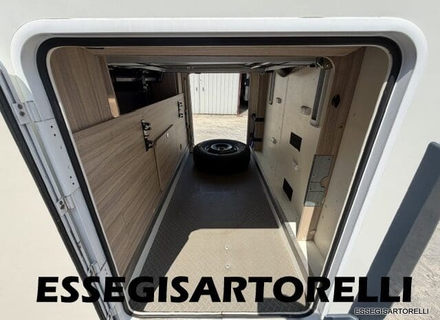 ROLLER TEAM GRANDUCA 265 P GARAGE 2015 FULL LETTO NAUTICO DOPPIO CLIMA pieno