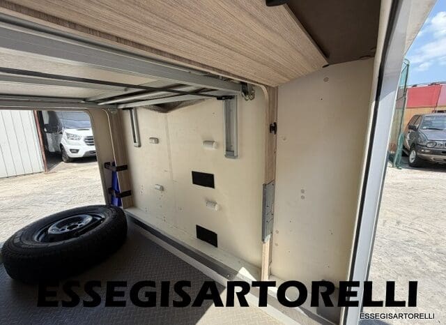 ROLLER TEAM GRANDUCA 265 P GARAGE 2015 FULL LETTO NAUTICO DOPPIO CLIMA pieno