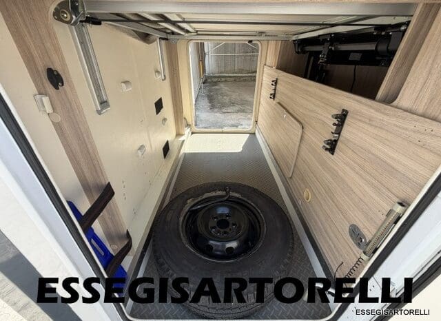 ROLLER TEAM GRANDUCA 265 P GARAGE 2015 FULL LETTO NAUTICO DOPPIO CLIMA pieno