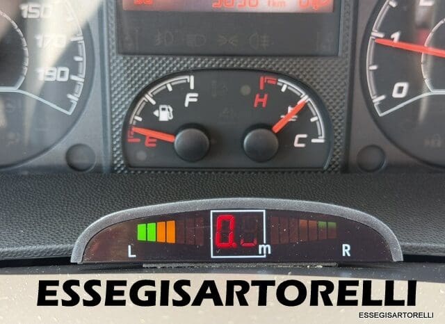 ROLLER TEAM GRANDUCA 265 P GARAGE 2015 FULL LETTO NAUTICO DOPPIO CLIMA pieno