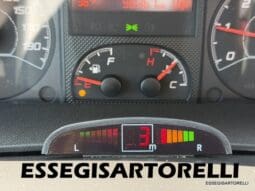 ROLLER TEAM GRANDUCA 265 P GARAGE 2015 FULL LETTO NAUTICO DOPPIO CLIMA pieno