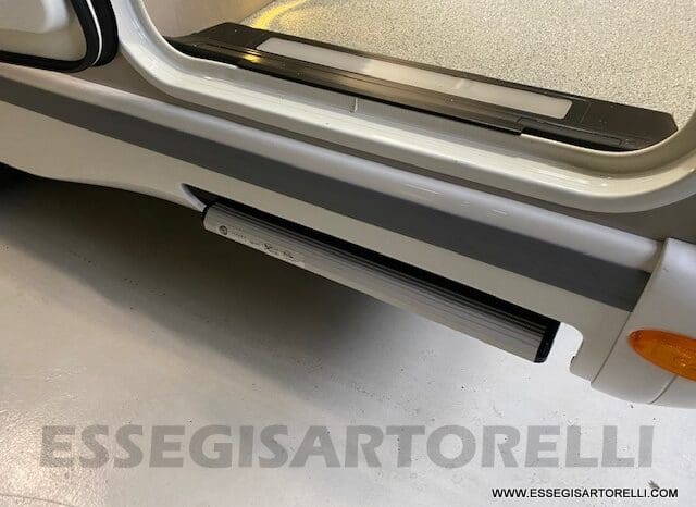 CHAUSSON EXCLUSIVE LINE 660 170 CV AUTOMATICO 699 CM 2022 solo 1.910 KM ! pieno