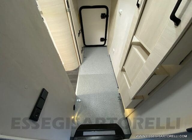 CHAUSSON EXCLUSIVE LINE 660 170 CV AUTOMATICO 699 CM 2022 solo 1.910 KM ! pieno