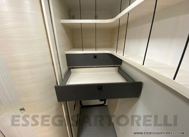 CHAUSSON EXCLUSIVE LINE 660 170 CV AUTOMATICO 699 CM 2022 solo 1.910 KM ! pieno